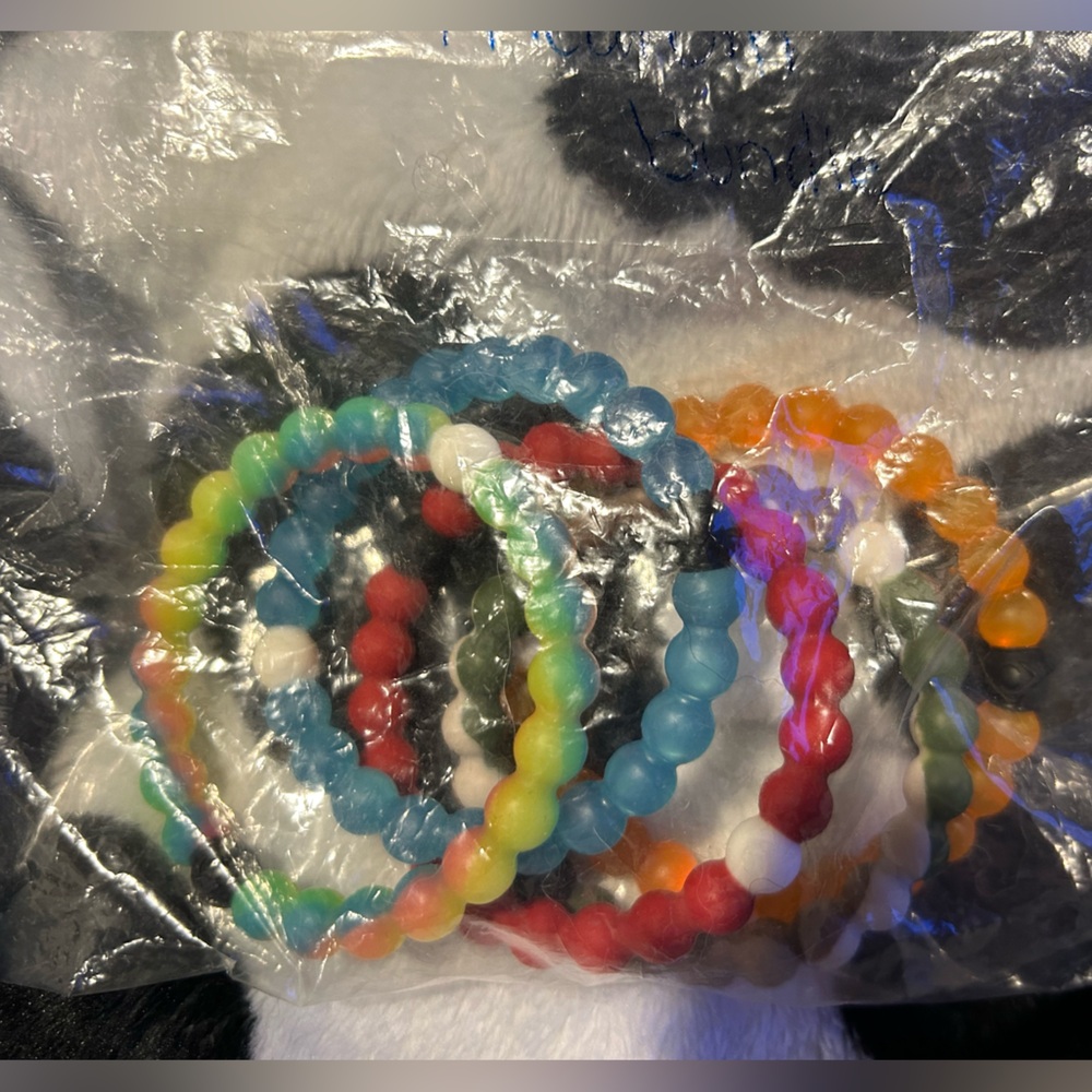 5 lokai bundle